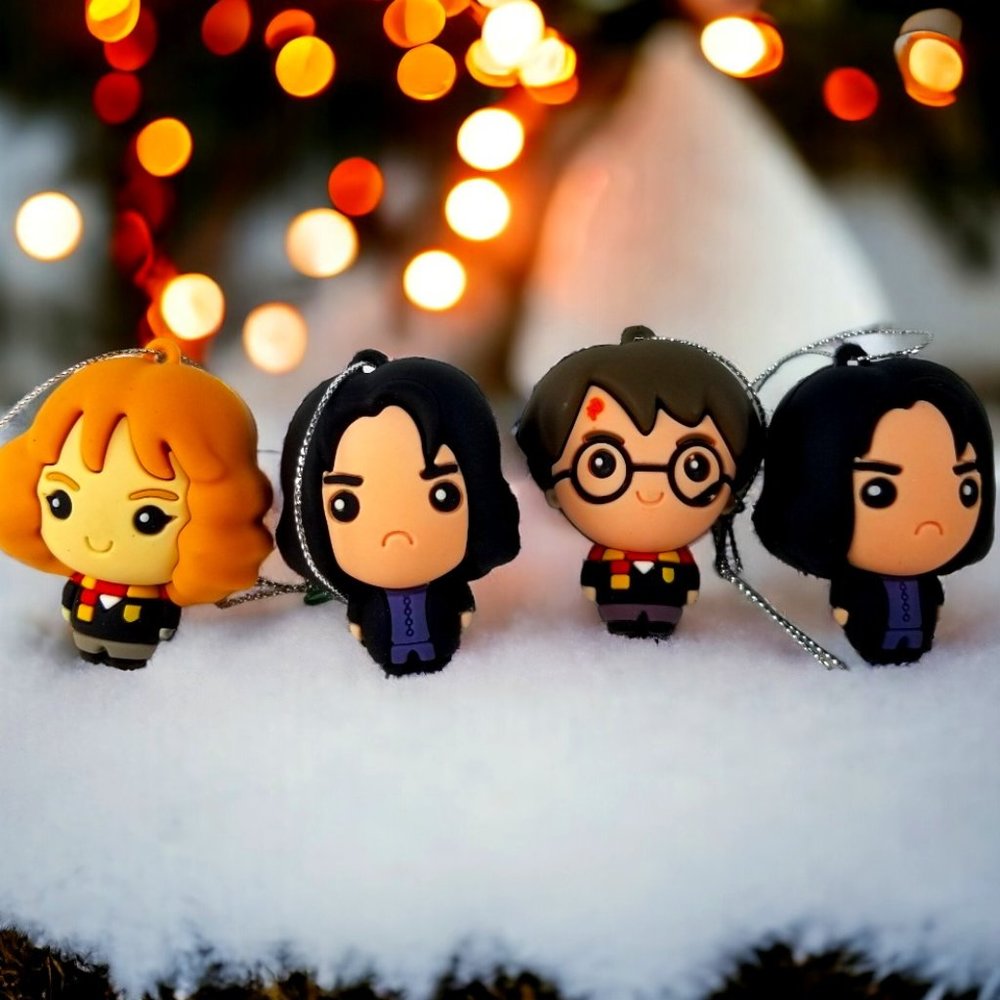 Hallmark's Harry Potter Christmas Ornaments Col. Mystery Series 1(TM & WBEI s20) - Picture 1 of 16